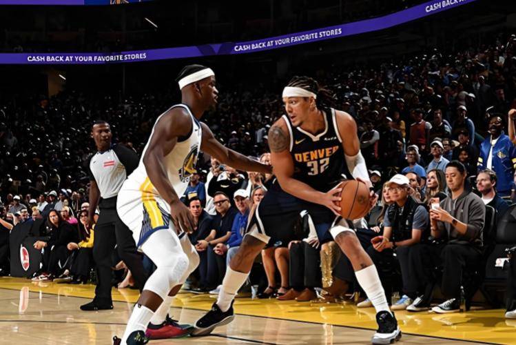 详细阅读:九游体育-包含迈阿密热火训练开放日,今晨内部沟通引欢呼,NBA总决赛在即,赛程密集仍需轮换的词条-九游体育 九游体育-包含迈阿密热火训练开放日,今晨内部沟通引欢呼,NBA总决赛在即,赛程密集仍需轮换的词条-九游体育